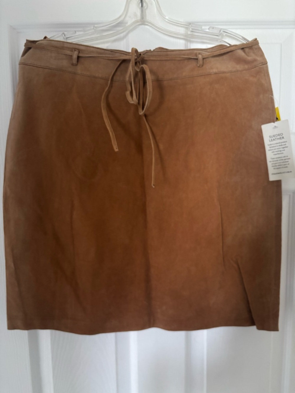Sueded Leather Brown Skirt Fairweather Brand with zipper and thin leather belt